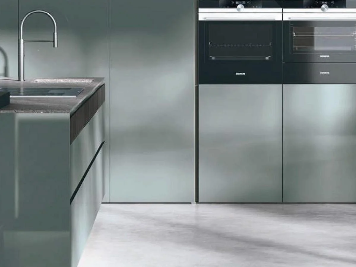 Floor-level tall unit doors and deep base units