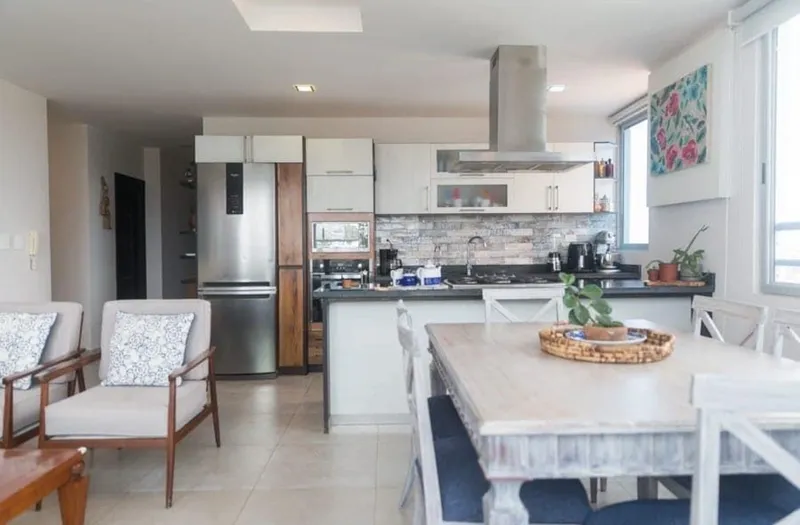 MILINA IN BEACHFRONT BUILDING WITH POOL AND ROOFTOP TERRACE — photo 2