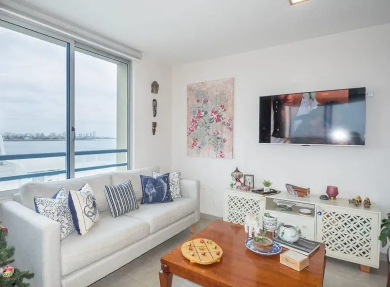 MILINA IN BEACHFRONT BUILDING WITH POOL AND ROOFTOP TERRACE — photo 10