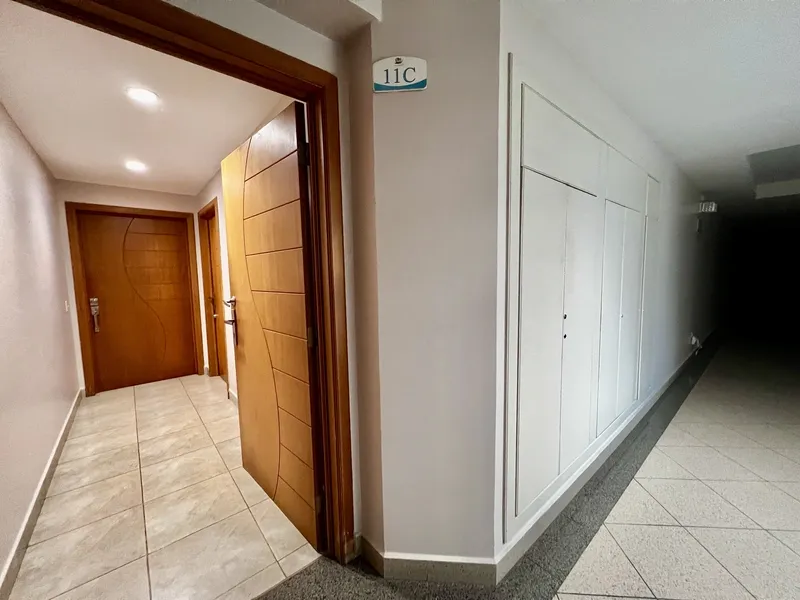 Unique Oceanfront Studio with Pool, Parking & Laundry — photo 13