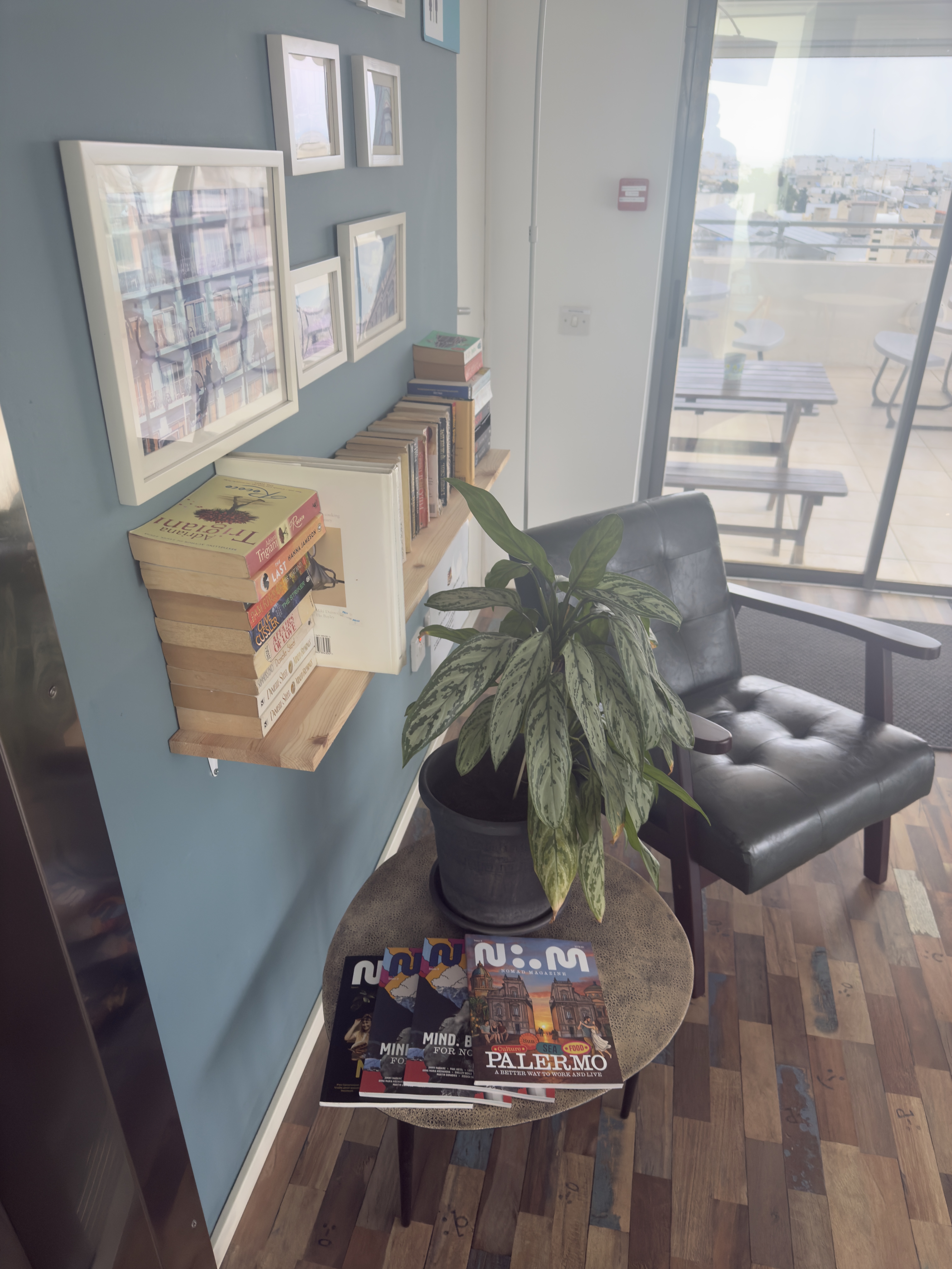 The Hub Workspace coworking — photo 3