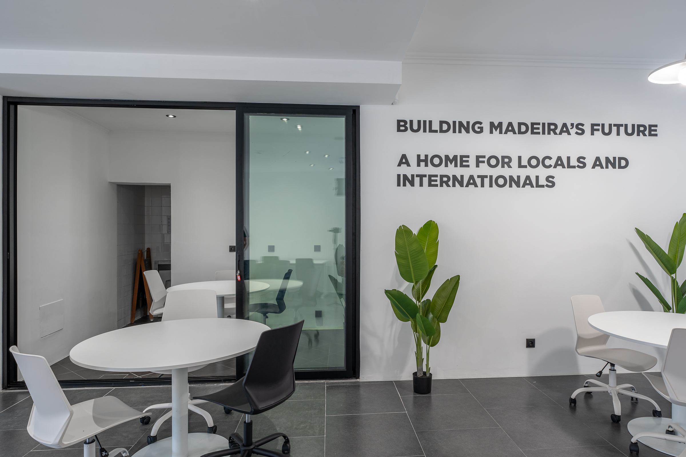 Madeira Friends Hub coworking — photo 2