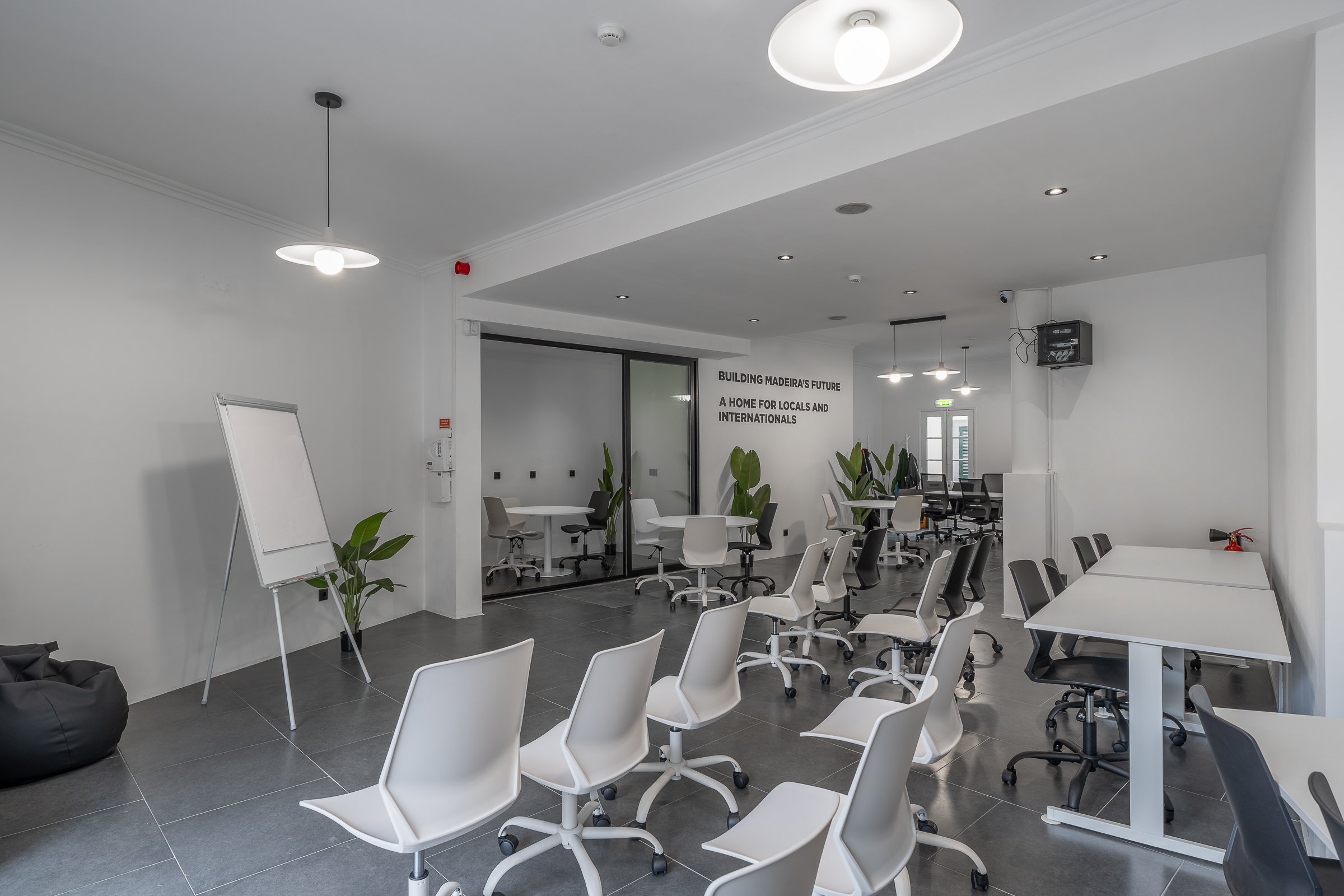 Madeira Friends Hub coworking — photo 3